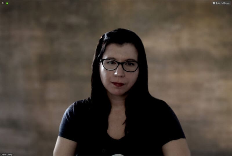 Unsplash.com saytida Tim Mossholder tomonidan yaratilgan fon.